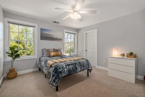 11 Rinny Lane Exeter NH 03833