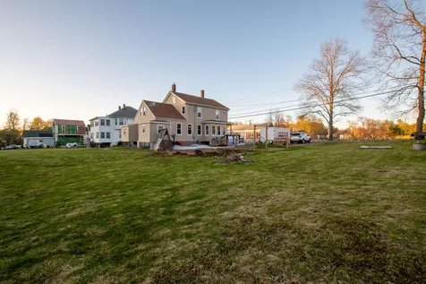 82 Main Street Plaistow NH 03865