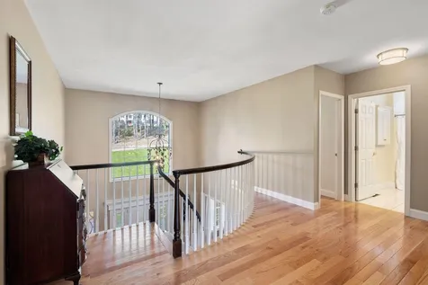 15 Strafford Lane Bedford NH 03110