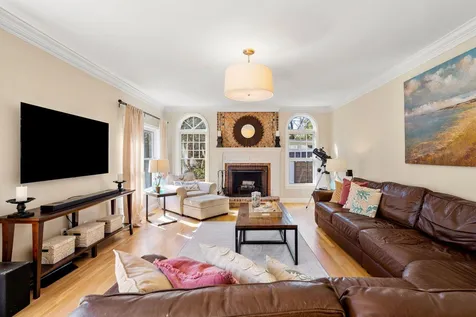 15 Strafford Lane Bedford NH 03110