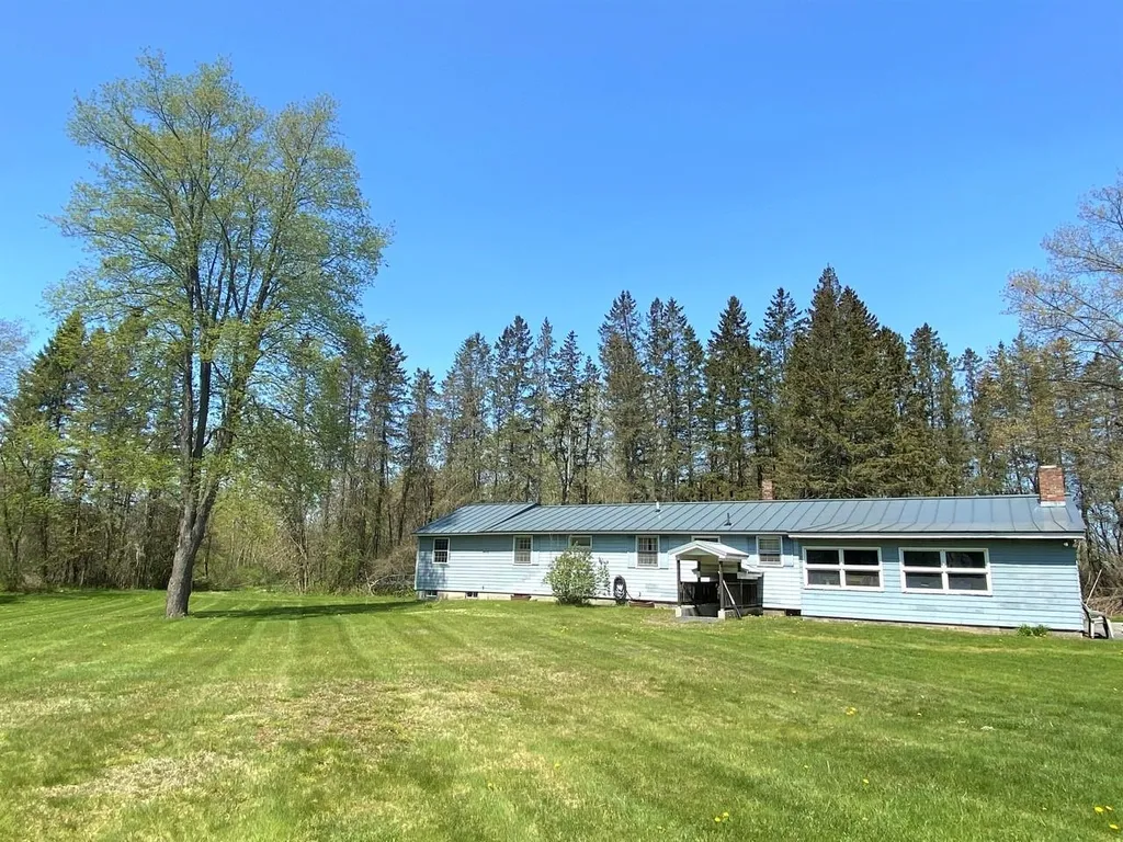 28 Riverdale Parkway Lebanon NH 03766