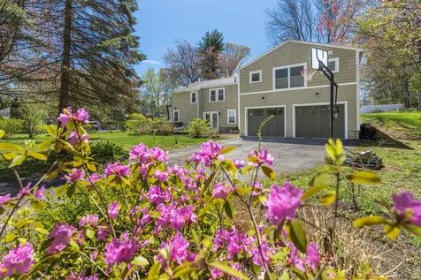 89 Cliff Road Portsmouth NH 03801