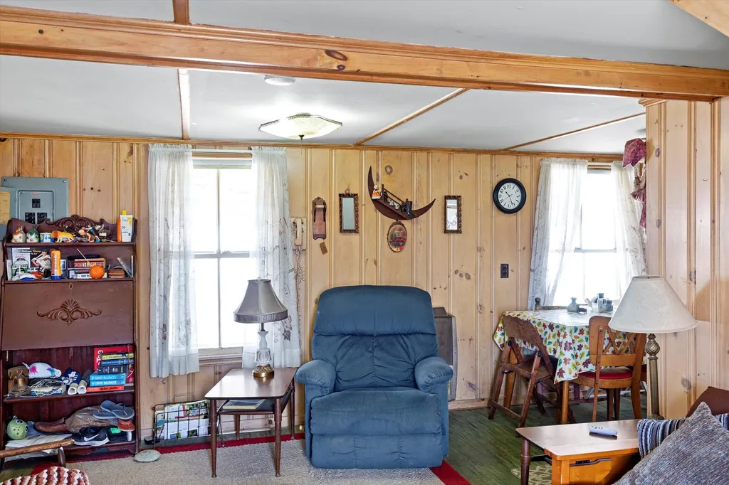 51 Brown Avenue Hampton NH 03842