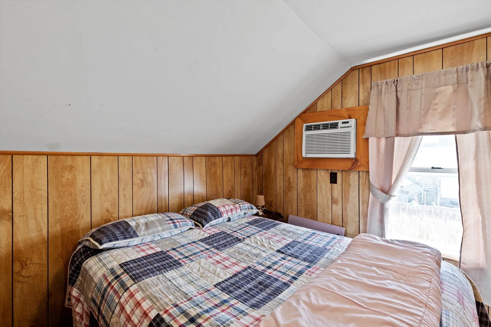 51 Brown Avenue Hampton NH 03842