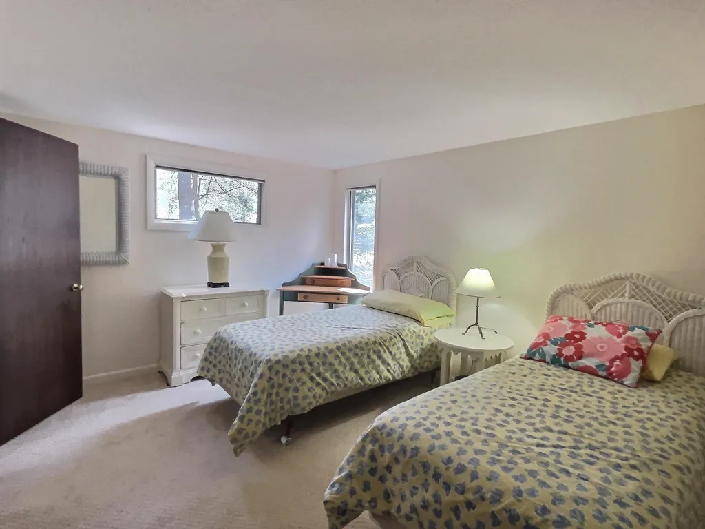 8 Bay Tree Lane Grantham NH 03753