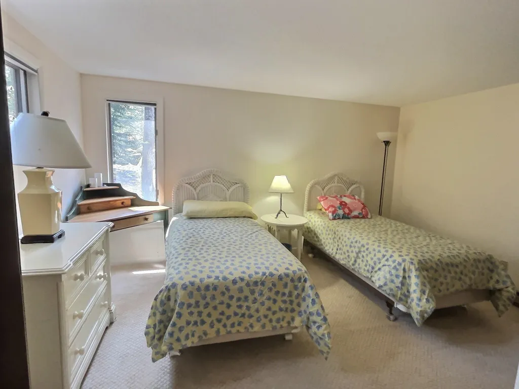 8 Bay Tree Lane Grantham NH 03753