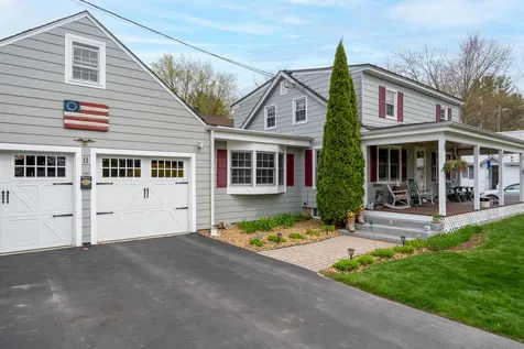 11 Hillcrest Avenue Pembroke NH 03275