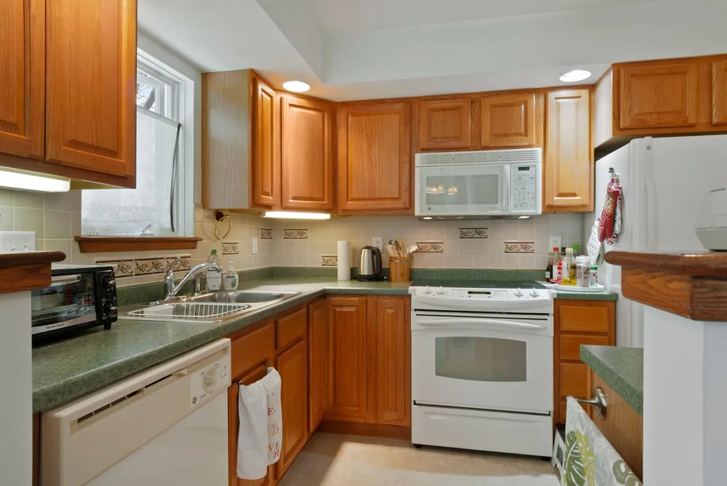 6 Apple Blossom Drive Lebanon NH 03784