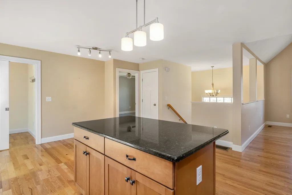 7a Crawford Avenue Exeter NH 03833