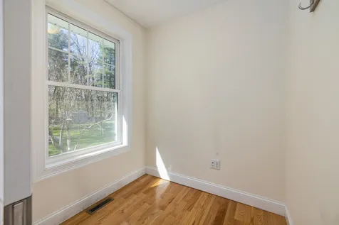 7a Crawford Avenue Exeter NH 03833
