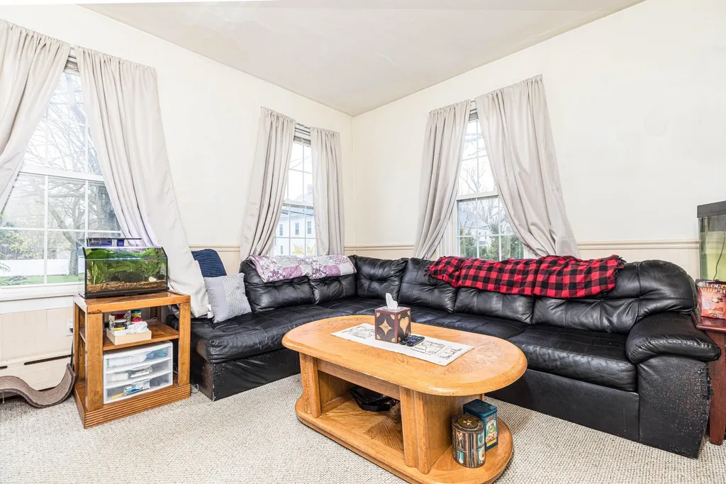 121-123 Norton Street South Berwick ME 03908-1119