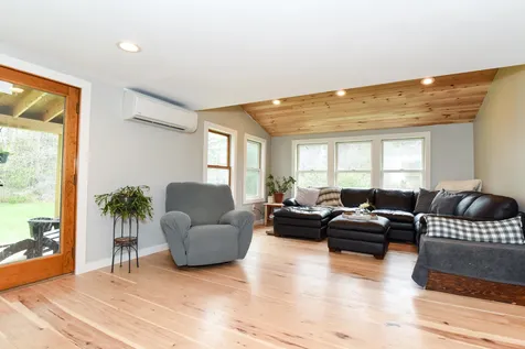 83 Oxbow Road Hinsdale NH 03451
