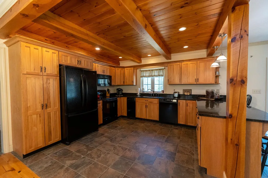 30 Calef Drive Alton NH 03809