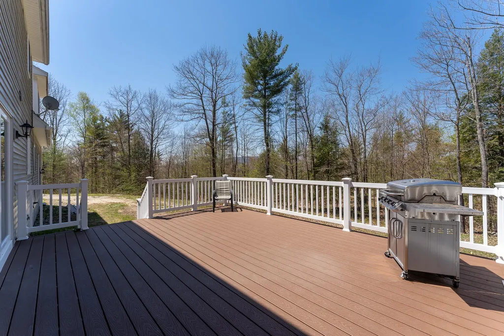 30 Calef Drive Alton NH 03809