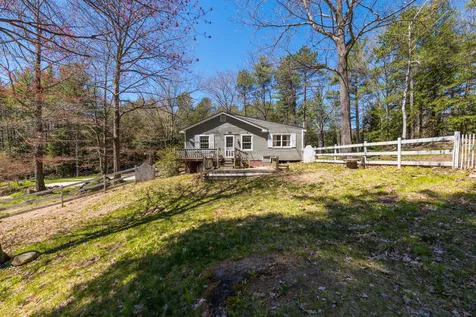 33 Ridgeway Drive Newbury NH 03255
