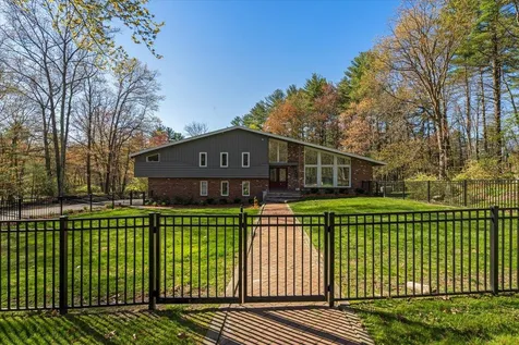 2 Haines Terrace Merrimack NH 03054