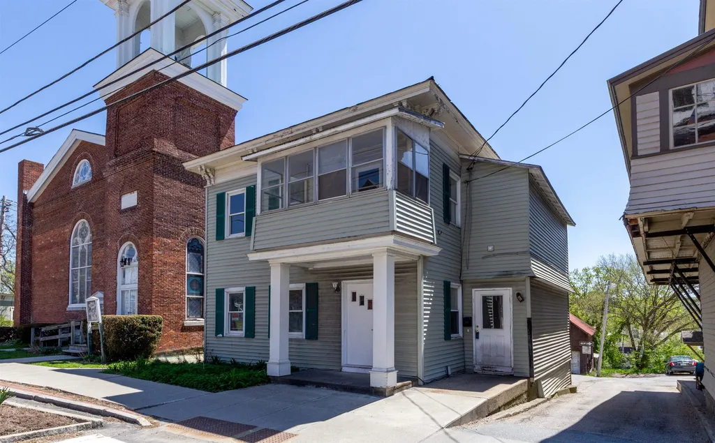 135 Main Street Vergennes VT 05491