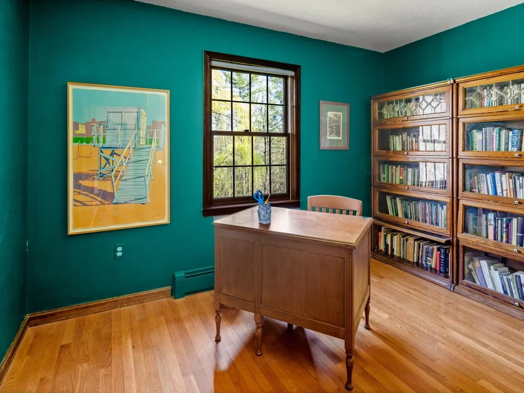 498 Governors Lane Shelburne VT 05482