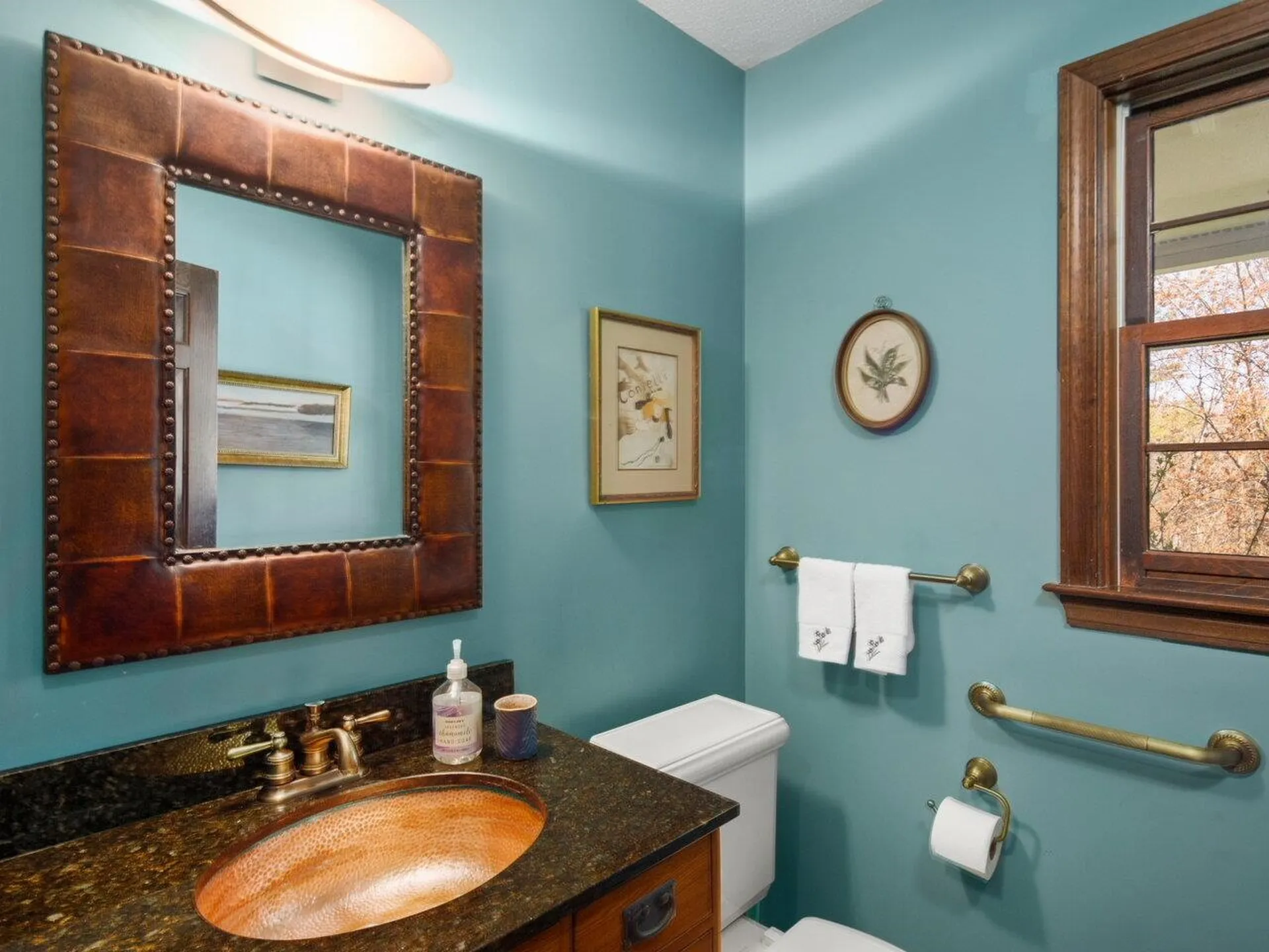 498 Governors Lane Shelburne VT 05482