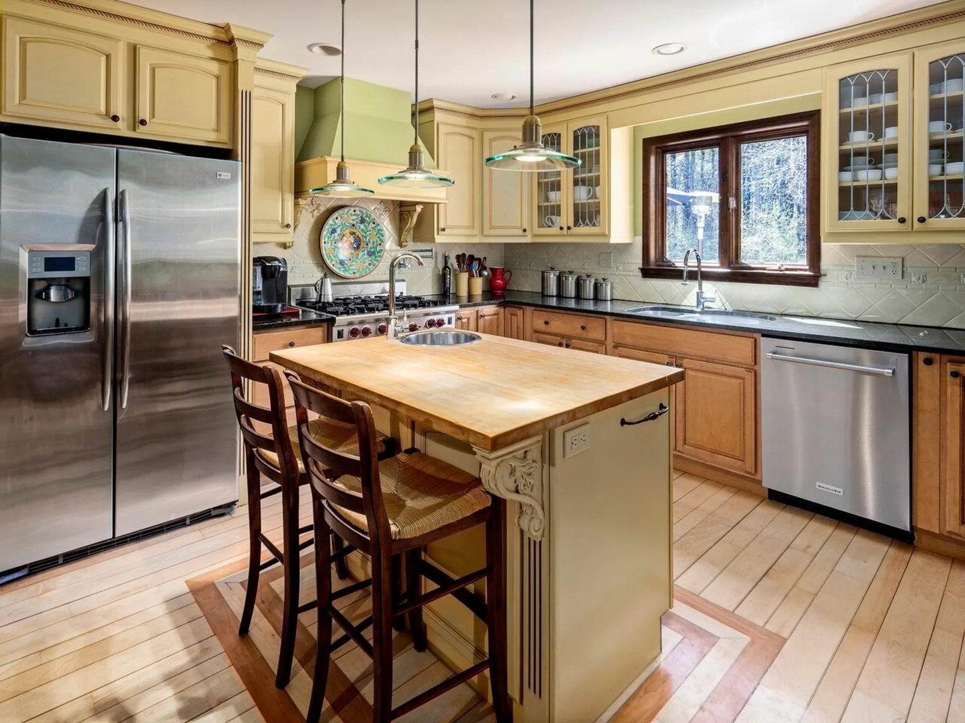 498 Governors Lane Shelburne VT 05482
