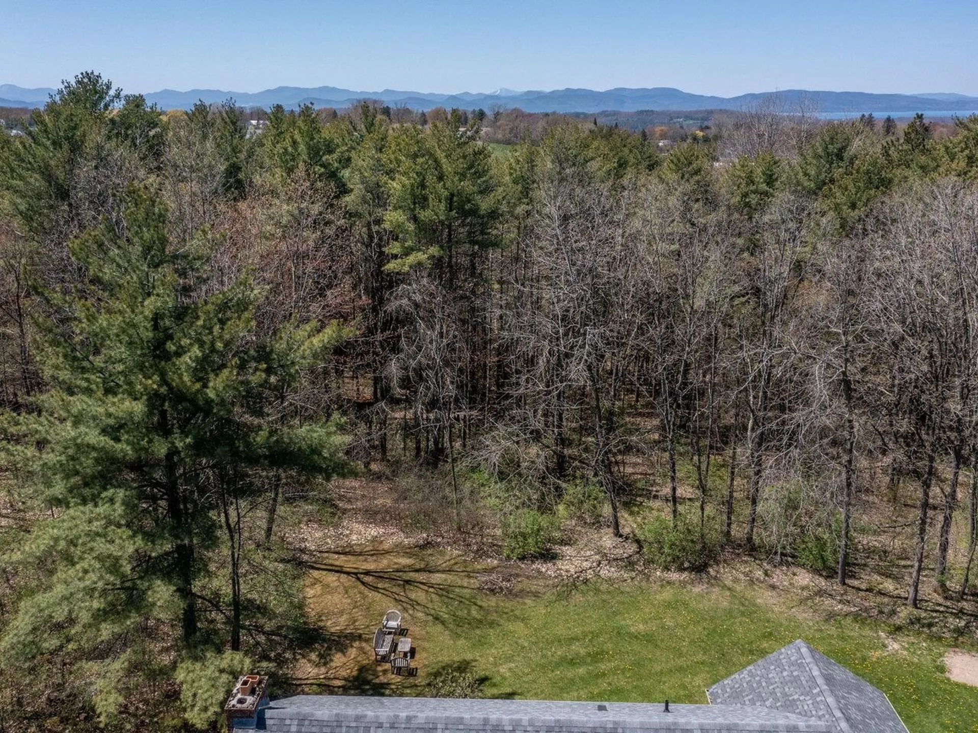 498 Governors Lane Shelburne VT 05482
