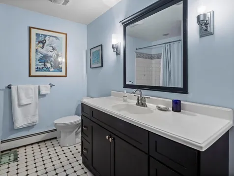 498 Governors Lane Shelburne VT 05482