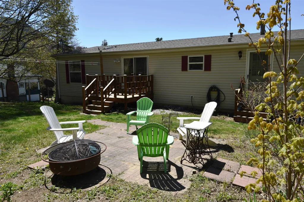 58 Mountain Terrace Bristol VT 05443
