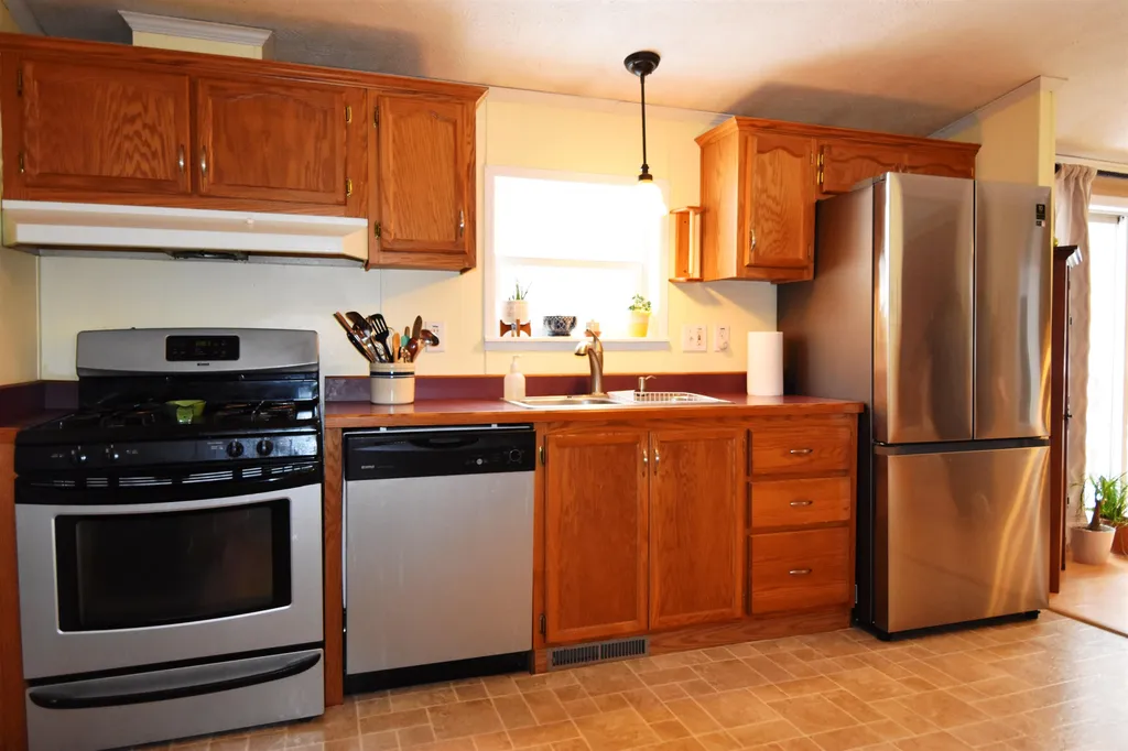 58 Mountain Terrace Bristol VT 05443