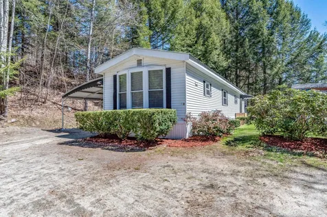 3 Cart Way Newport NH 03773