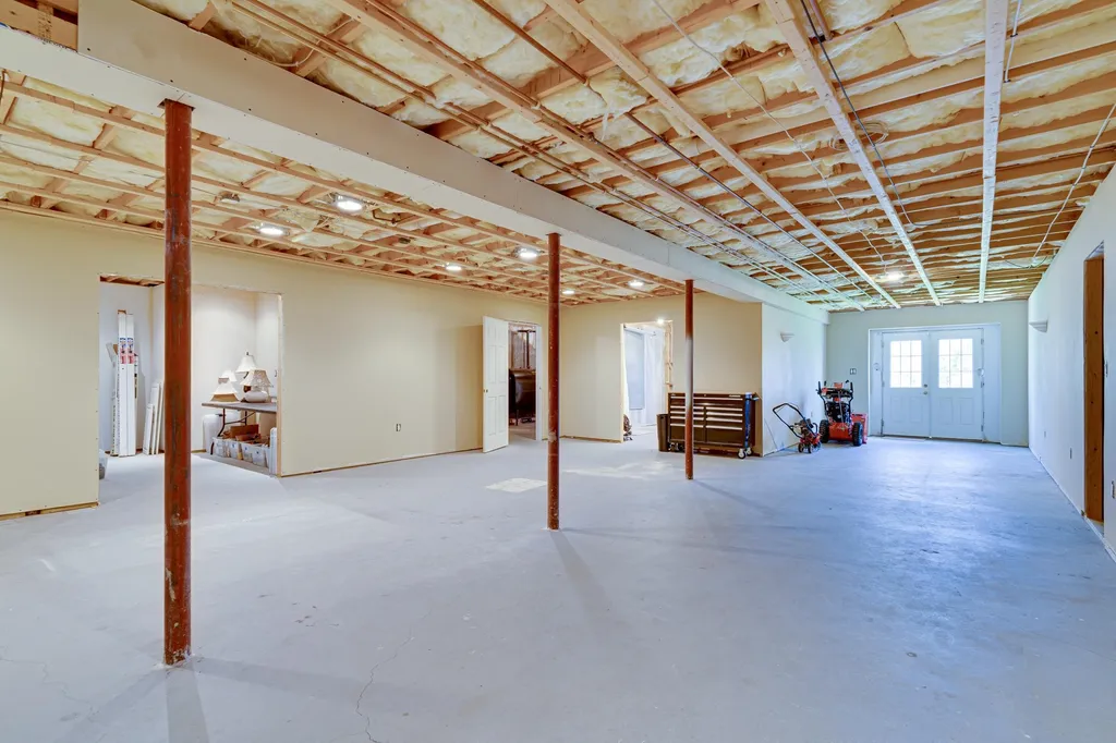 12 Homestead Lane Brentwood NH 03833