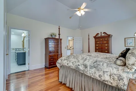 12 Homestead Lane Brentwood NH 03833