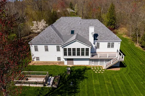12 Homestead Lane Brentwood NH 03833