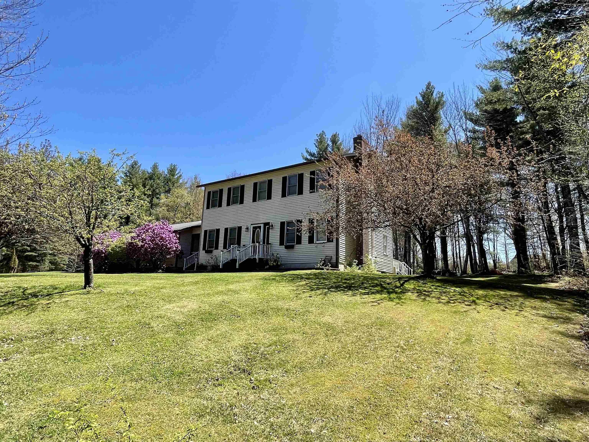 216 Maplewood Drive West Rutland VT 05777