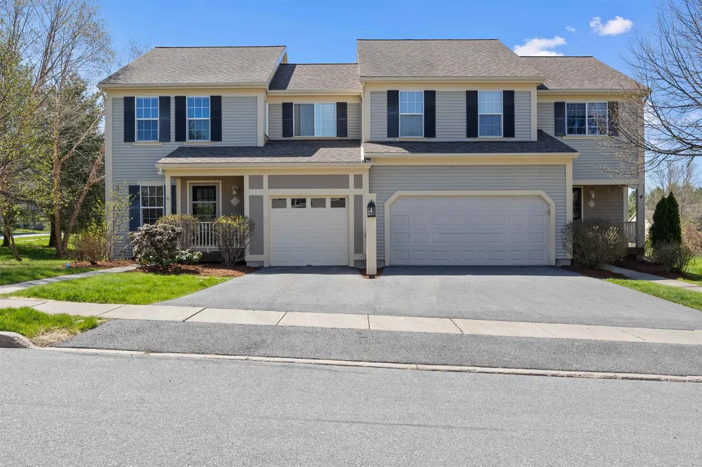 19 Cardinal Lane Essex VT 05452