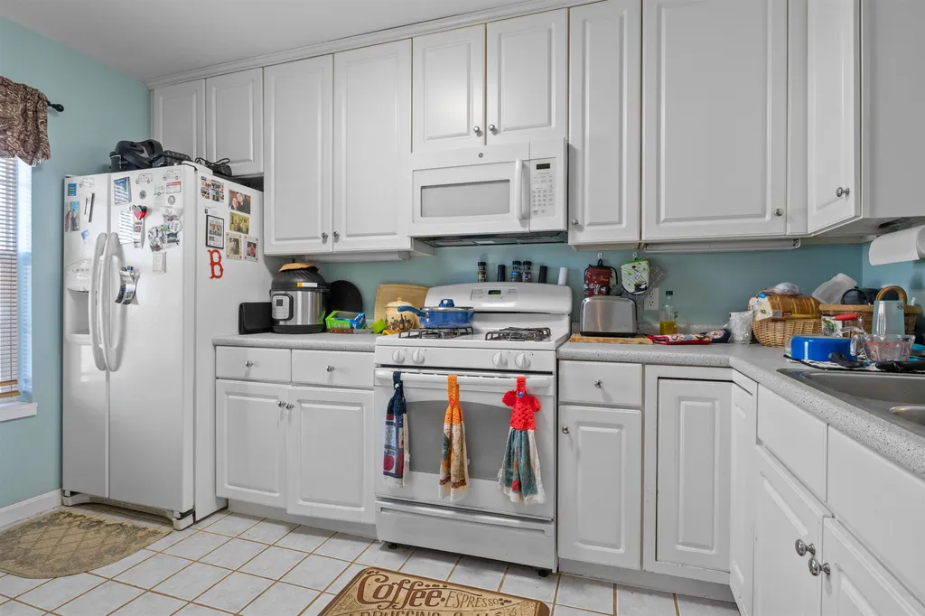 19 Cardinal Lane Essex VT 05452