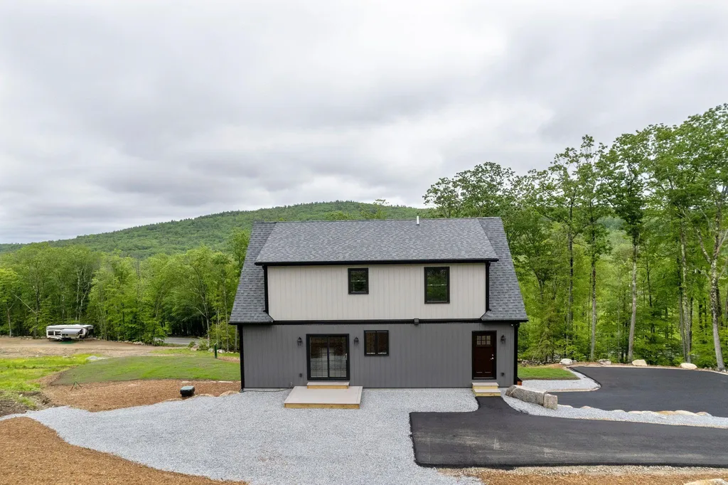 885 Old Turnpike Road Salisbury NH 03268
