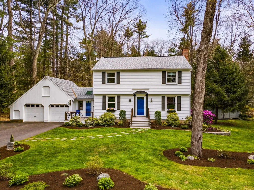 3 Glendale Road North Hampton NH 03862