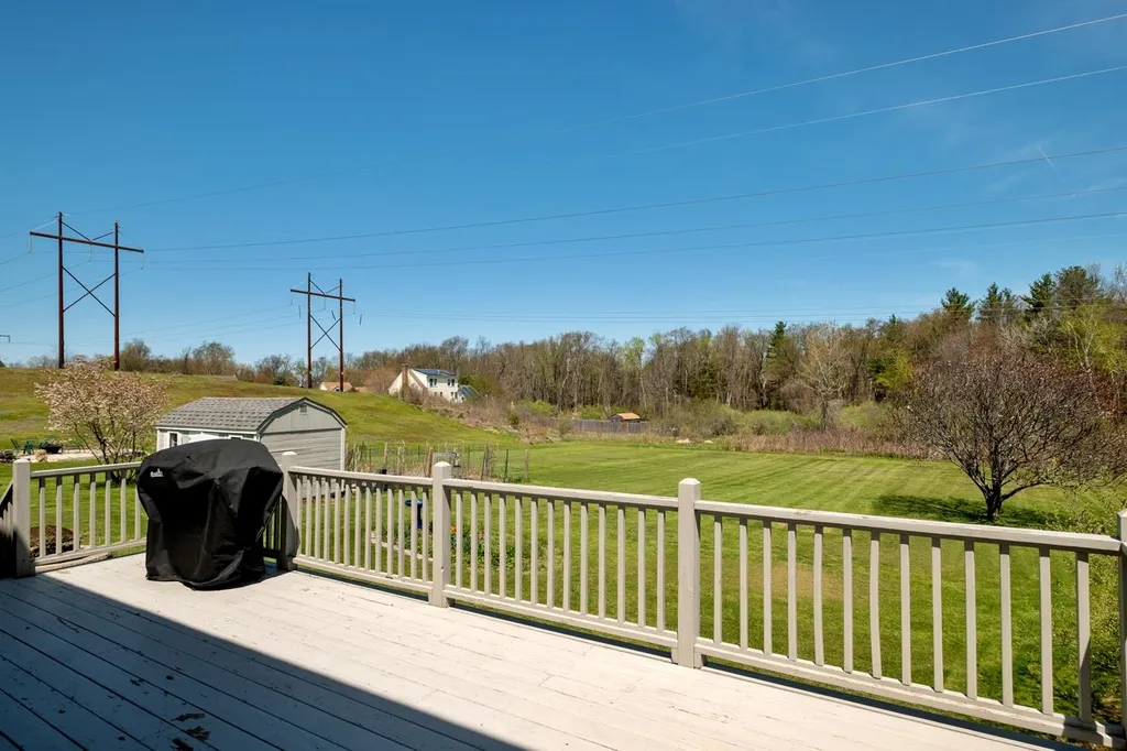 5 Stephen Drive Stratham NH 03885
