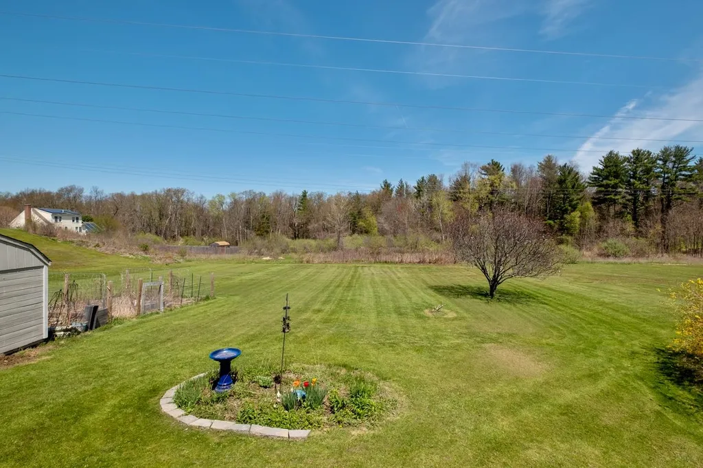 5 Stephen Drive Stratham NH 03885