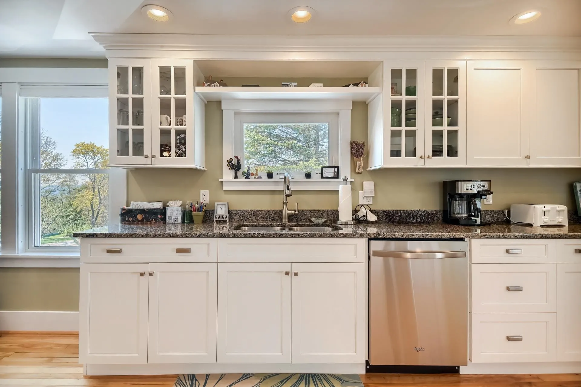 42 Pleasant Street Wolfeboro NH 03894