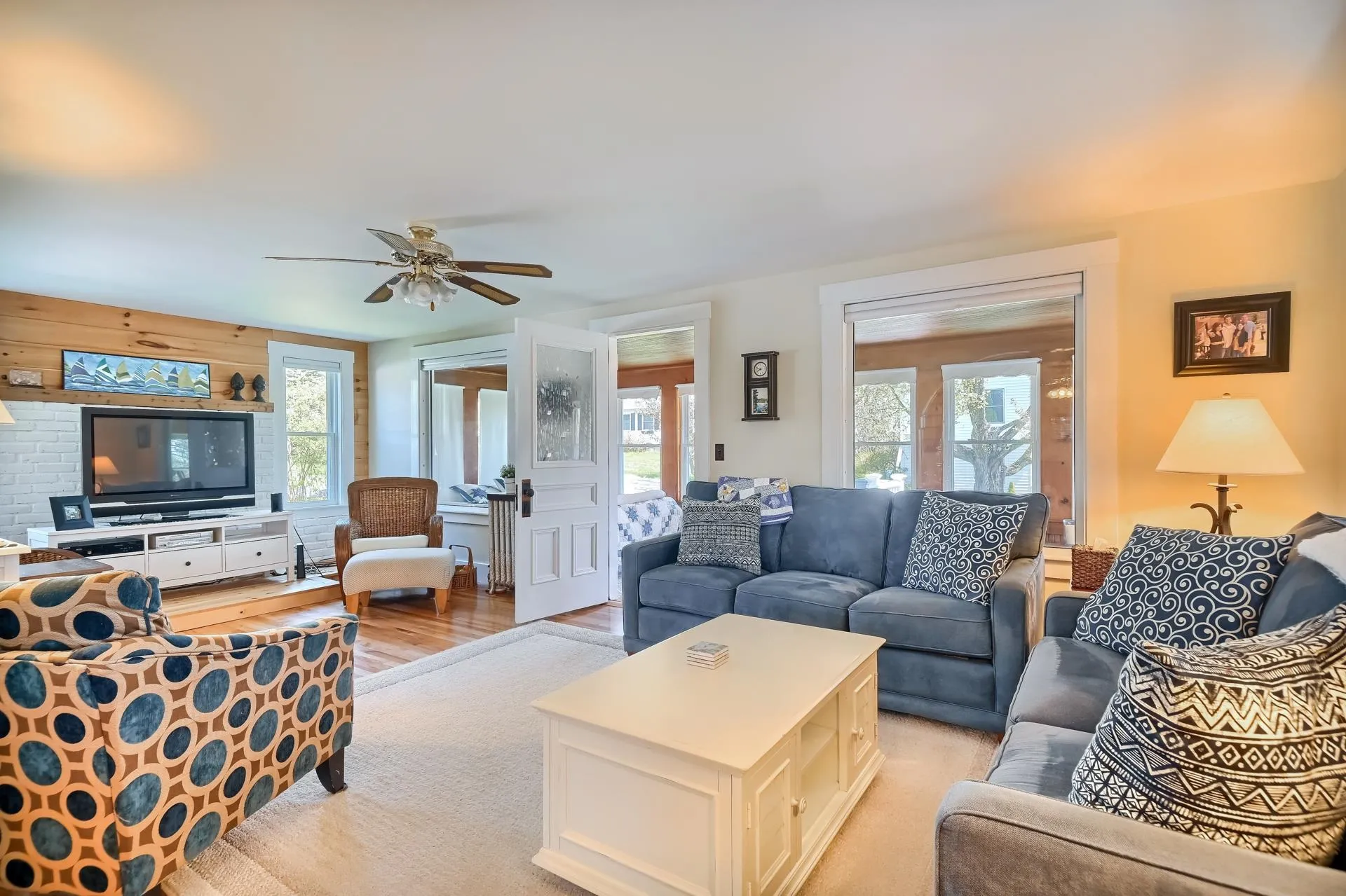 42 Pleasant Street Wolfeboro NH 03894