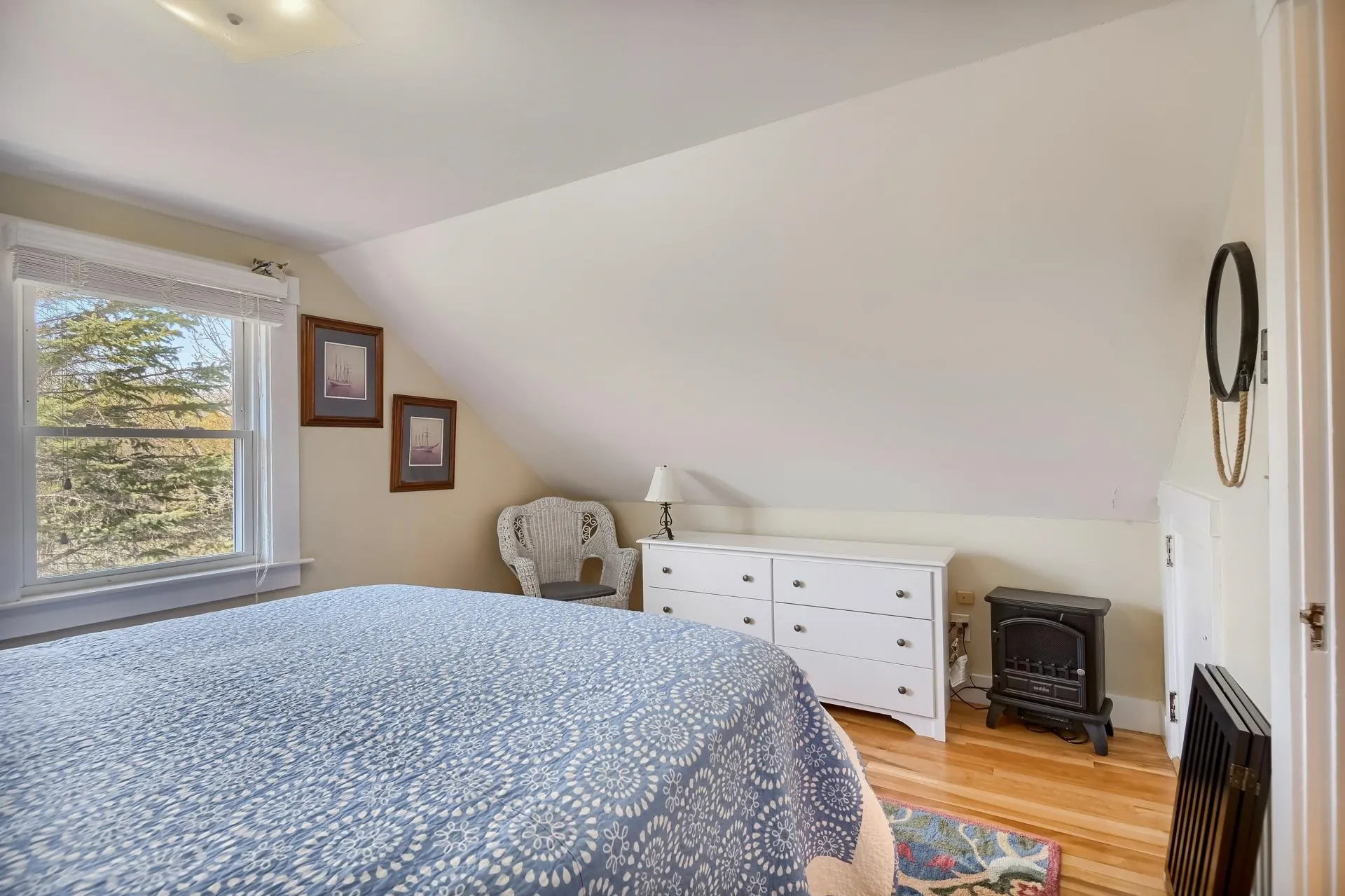 42 Pleasant Street Wolfeboro NH 03894