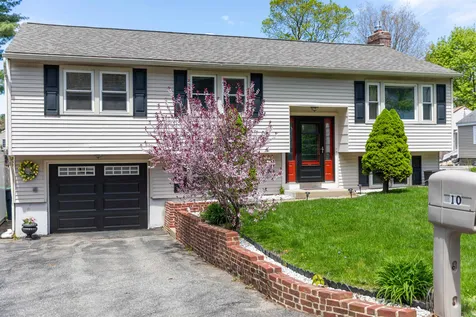 10 Baker Street Nashua NH 03064