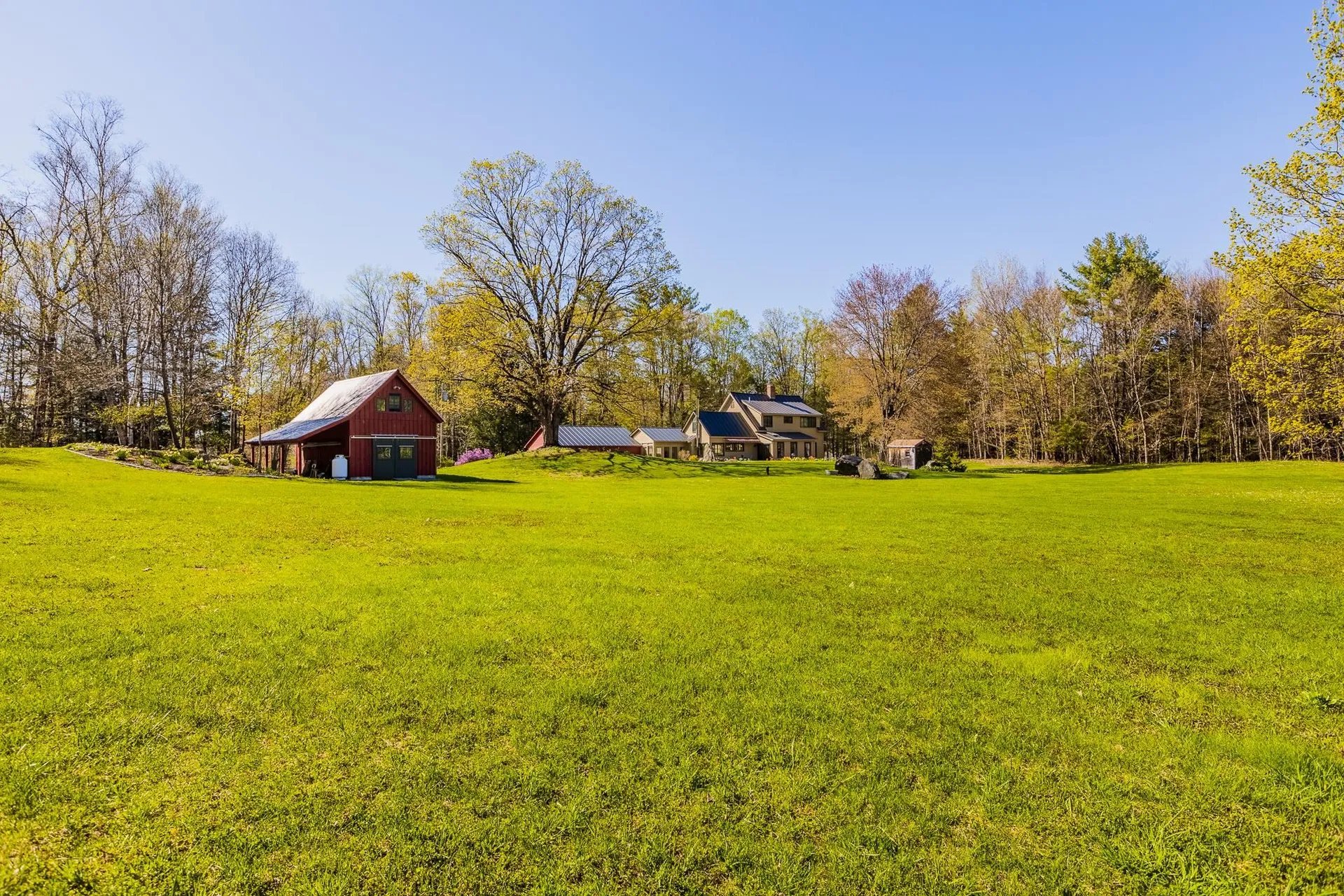470 Old County Road Plainfield NH 03781