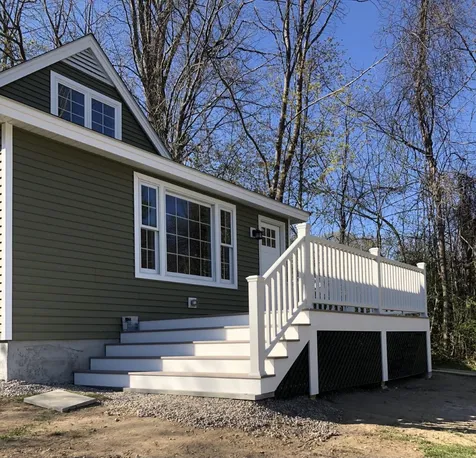 25 Old Lakeview Terrace Wolfeboro NH 03894
