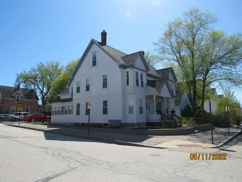 651 Silver Street Manchester NH 03103-4440