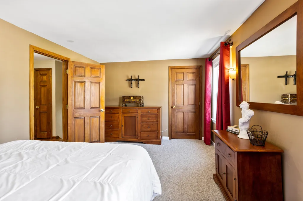 2 Stevens Street Nashua NH 03060
