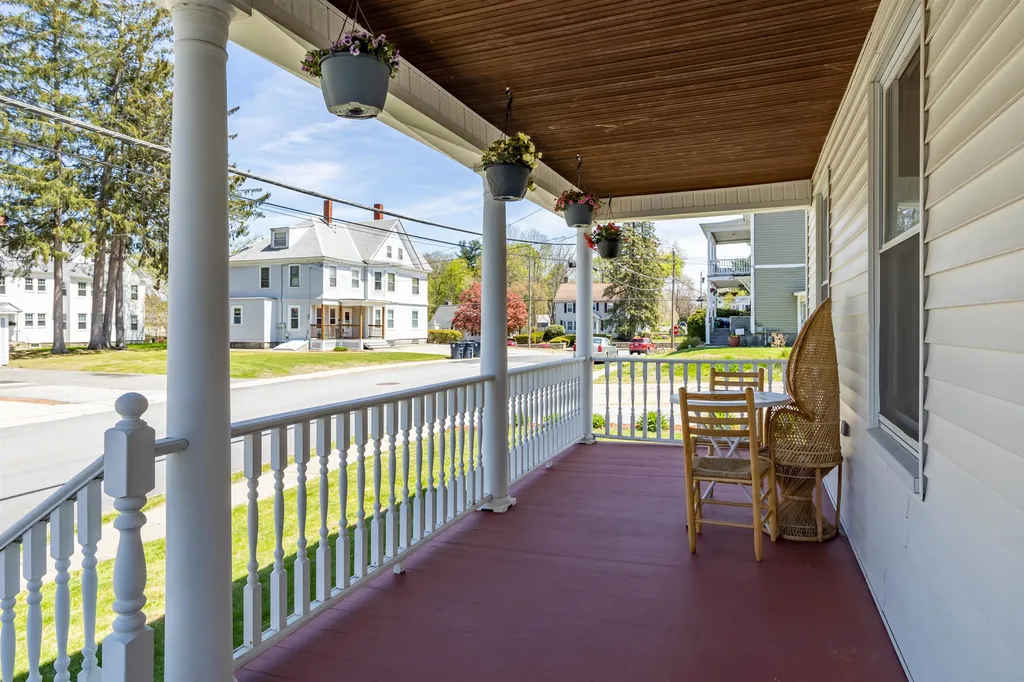 2 Stevens Street Nashua NH 03060