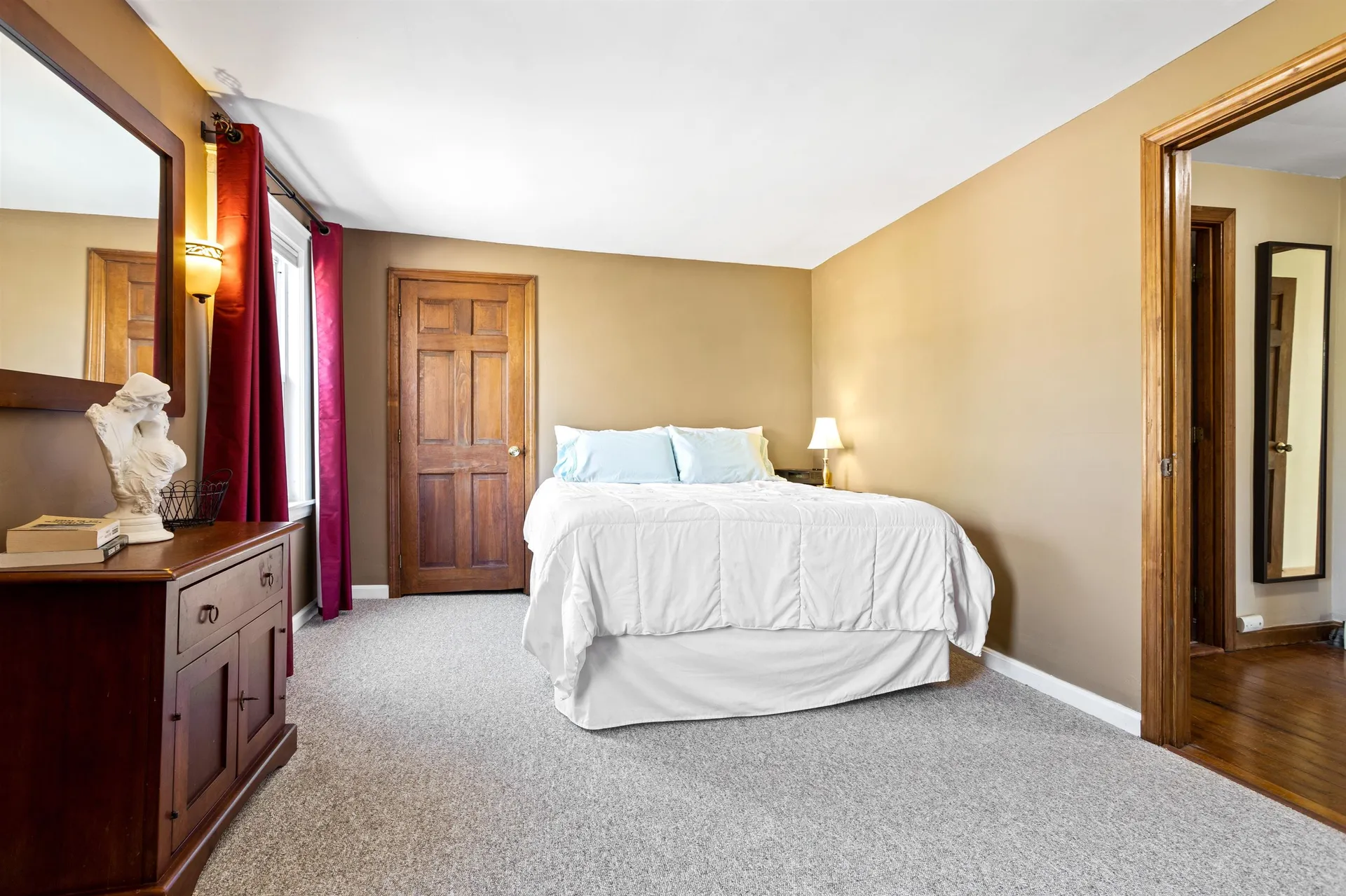 2 Stevens Street Nashua NH 03060