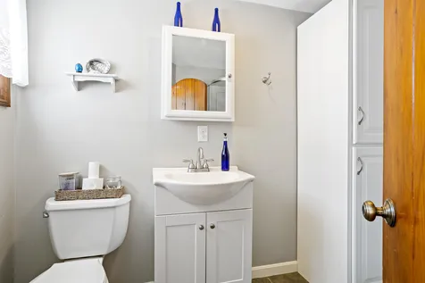 2 Stevens Street Nashua NH 03060